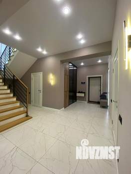 Дом 220м², 2-этажный, участок 12 сот.  