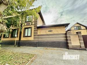 Дом 297м², 2-этажный, участок 8 сот.  