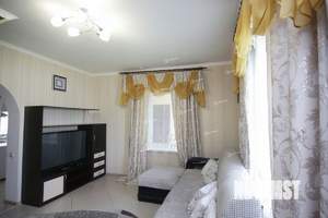 Дом 120м², 2-этажный, участок 10 сот.  