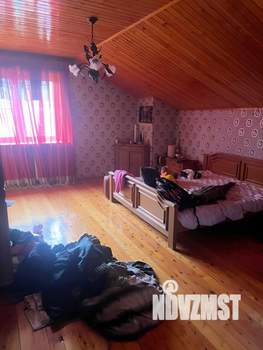 Дом 210м², 2-этажный, участок 11 сот.  