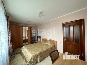 Дом 240м², 3-этажный, участок 4 сот.  