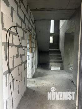 Дом 130м², 2-этажный, участок 6 сот.  