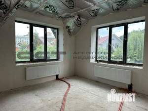 Таунхаус 243м², 2-этажный, участок 5 сот.  