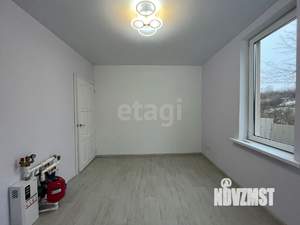 Дом 16м², 2-этажный, участок 6 сот.  