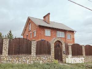 Коттедж 480м², 4-этажный, участок 11 сот.  
