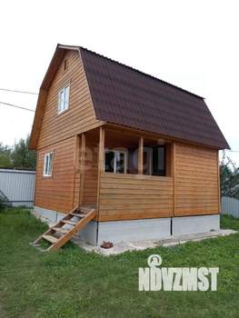 Дом 50м², 2-этажный, участок 6 сот.  