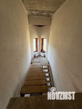 Дом 423м², 2-этажный, участок 6 сот.  