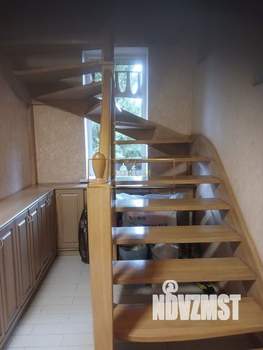 Дом 255м², 2-этажный, участок 15 сот.  