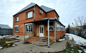 Дом 392м², 3-этажный, участок 18 сот.  