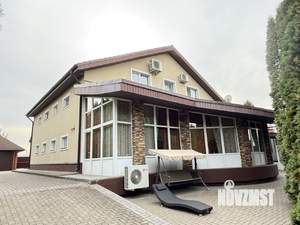 Коттедж 580м², 2-этажный, участок 24 сот.  