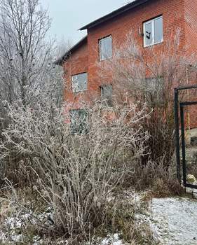 Дом 230м&sup2;, 2-этажный, участок 12 сот.  