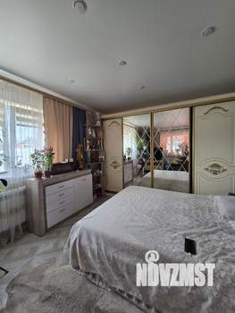 Дом 180м², 2-этажный, участок 16 сот.  