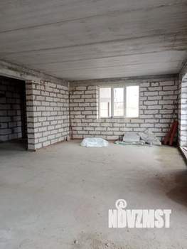 Дом 220м², 2-этажный, участок 10 сот.  