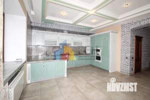 Коттедж 219м², 2-этажный, участок 10 сот.  