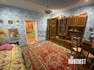Дом 261м², 2-этажный, участок 15 сот.  