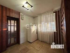 Дом 240м², 3-этажный, участок 4 сот.  