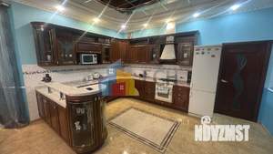 Коттедж 295м², 2-этажный, участок 12 сот.  