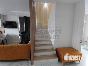 Дом 122м², 3-этажный, участок 2 сот.  