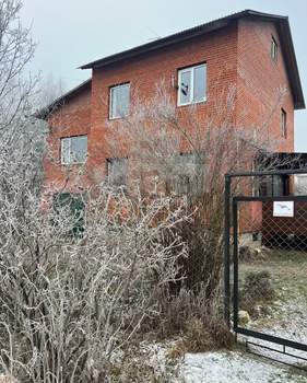 Дом 230м&sup2;, 2-этажный, участок 12 сот.  