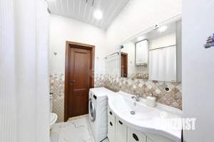 Дом 160м², 2-этажный, участок 9 сот.  