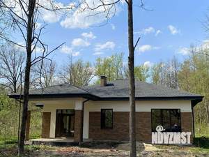 Дом 165м&sup2;, 1-этажный, участок 15 сот.  