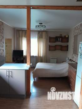 Дом 50м², 2-этажный, участок 6 сот.  