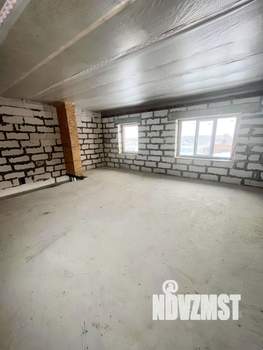 Таунхаус 100м², 2-этажный, участок 6 сот.  