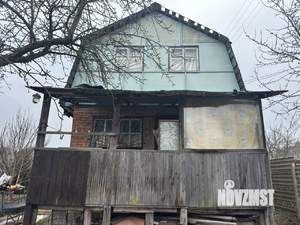 Дом 46м², 2-этажный, участок 6 сот.  