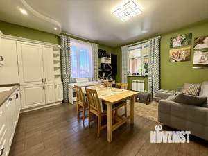 Таунхаус 120м², 3-этажный, участок 8 сот.  