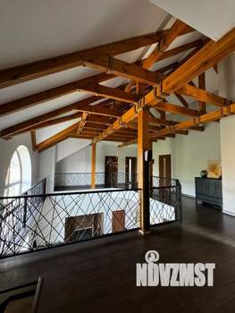 Дом 497м², 2-этажный, участок 10 сот.  