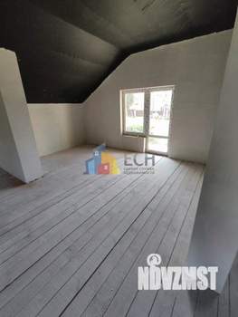 Коттедж 240м², 2-этажный, участок 11 сот.  