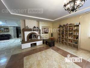 Дом 470м&sup2;, 2-этажный, участок 30 сот.  