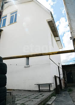 Дом 140м², 2-этажный, участок 6 сот.  