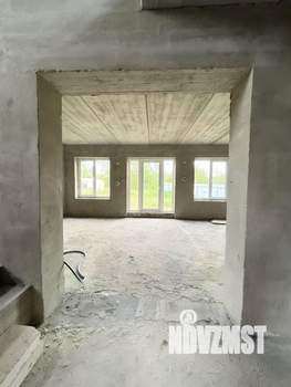 Дом 130м², 2-этажный, участок 6 сот.  