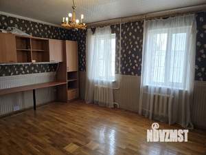Коттедж 356м², 2-этажный, участок 5 сот.  
