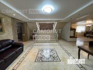 Дом 470м&sup2;, 2-этажный, участок 30 сот.  