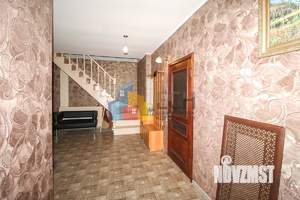 Коттедж 217м², 2-этажный, участок 11 сот.  