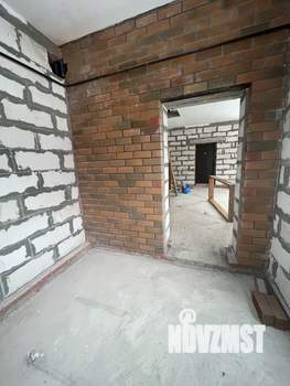 Таунхаус 100м², 2-этажный, участок 6 сот.  
