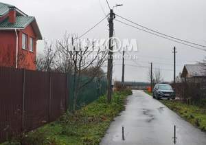 Дом 219м², 3-этажный, участок 15 сот.  