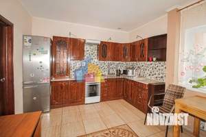 Коттедж 217м², 2-этажный, участок 11 сот.  