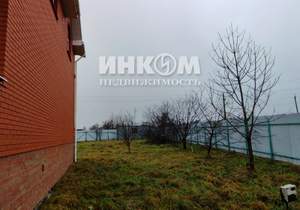 Дом 219м², 3-этажный, участок 15 сот.  