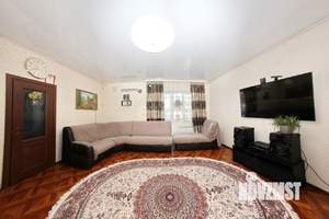 Дом 160м², 2-этажный, участок 9 сот.  