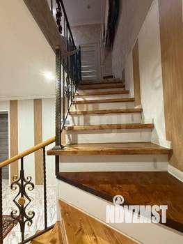 Дом 150м², 3-этажный, участок 5 сот.  