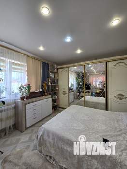 Дом 180м², 2-этажный, участок 16 сот.  