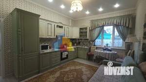 Дом 154м², 2-этажный, участок 10 сот.  