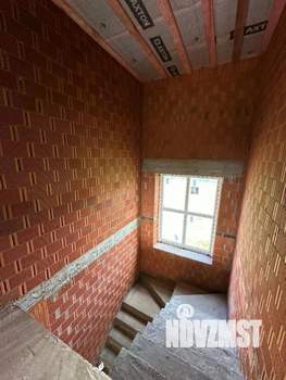 Дом 120м², 2-этажный, участок 10 сот.  
