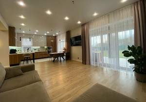 Дом 220м², 2-этажный, участок 12 сот.  