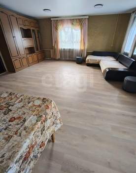 Дом 114м², 2-этажный, участок 6 сот.  