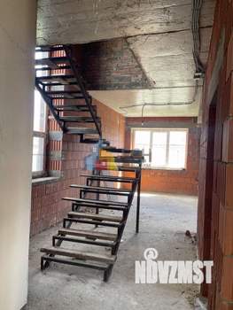 Коттедж 151м², 2-этажный, участок 3 сот.  