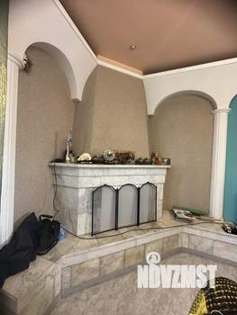Дом 250м², 2-этажный, участок 6 сот.  